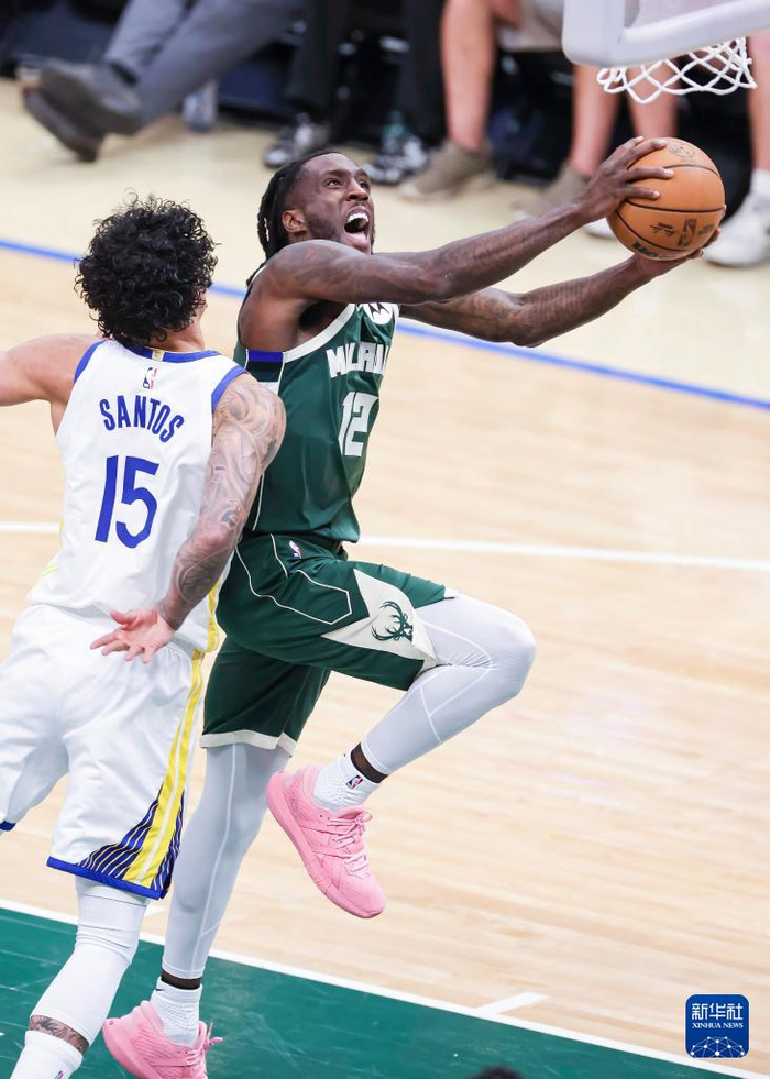 包含亚冠倒计时,密尔沃基雄鹿今晨外线爆发,细节引发关注,话题不断,球队文化再被提及的词条 包含亚冠倒计时,密尔沃基雄鹿今晨外线爆发,细节引发关注,话题不断,球队文化再被提及的词条