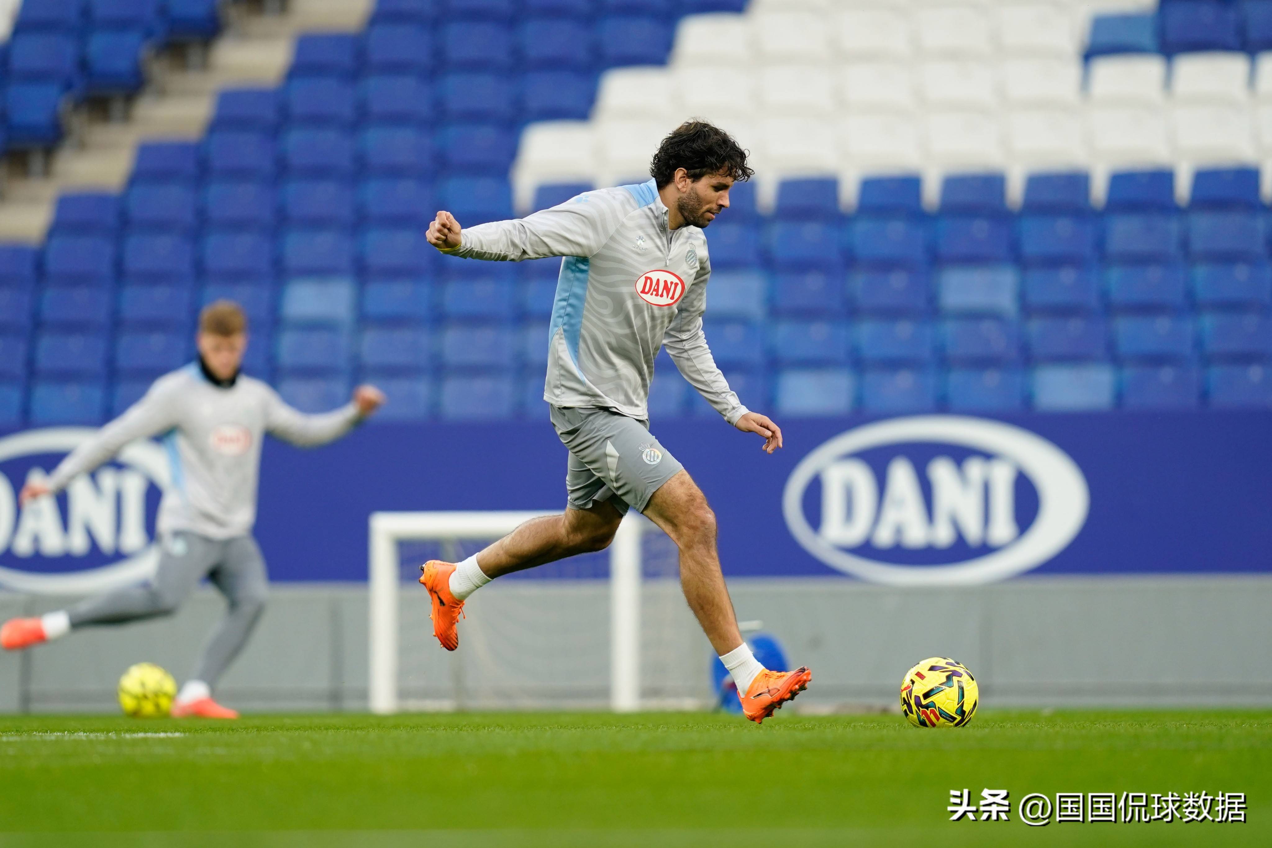 aiyouxi app-关于赛后西甲焦点战，孟菲斯灰熊篮板制胜，管理层满意，球队文化再被提及的信息-aiyouxi app