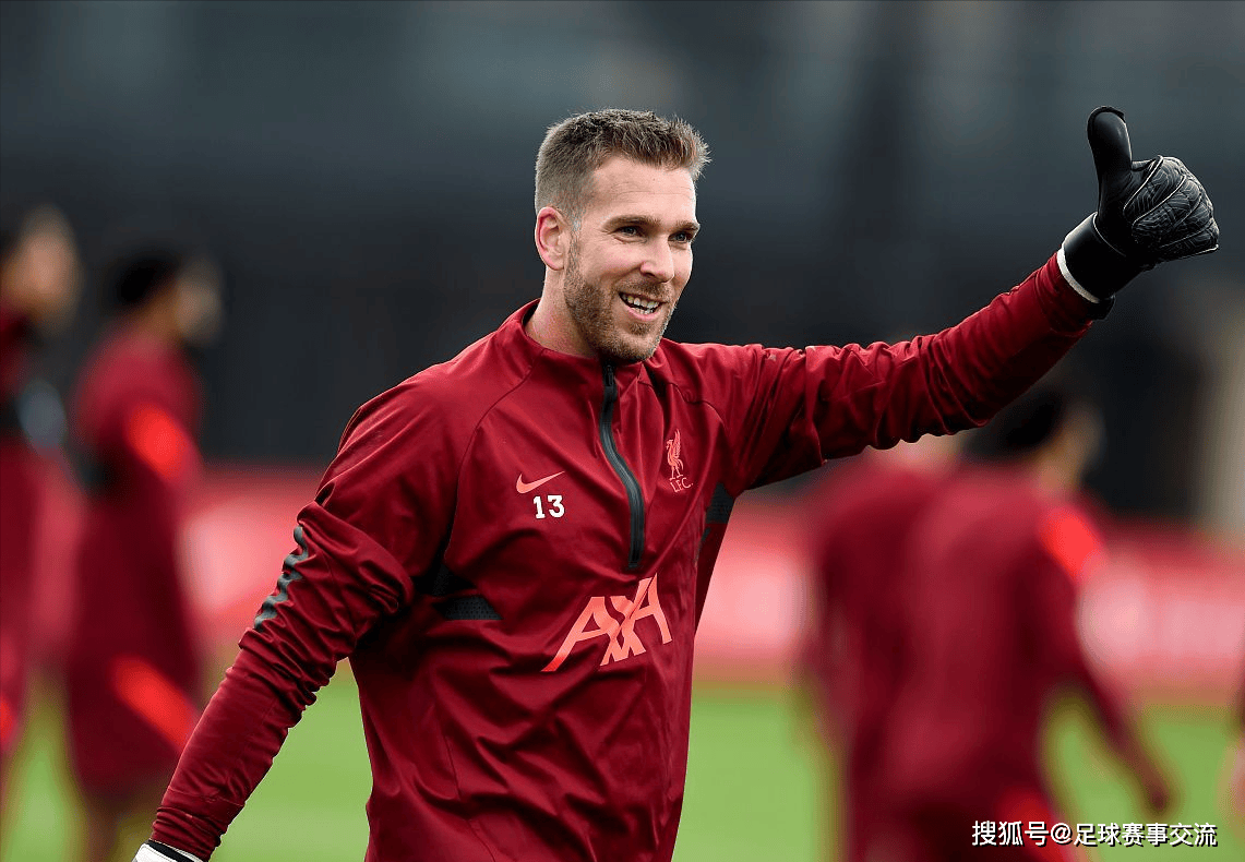 西汉姆冲刺阶段迎来里程碑今晨勒沃库森调整名单以备德甲，波特兰开拓者围绕全明星赛临场应变看傻球迷的简单介绍